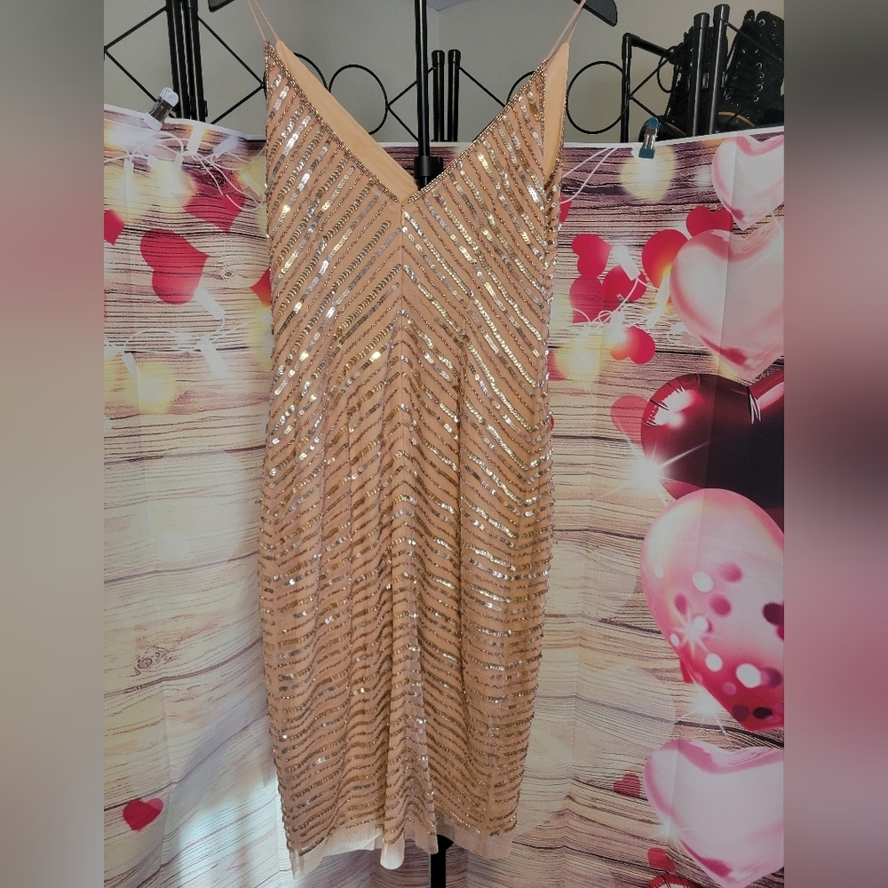 Adrianna Papell Rose Gold Sequin Midi Dress - Picture 10 of 12